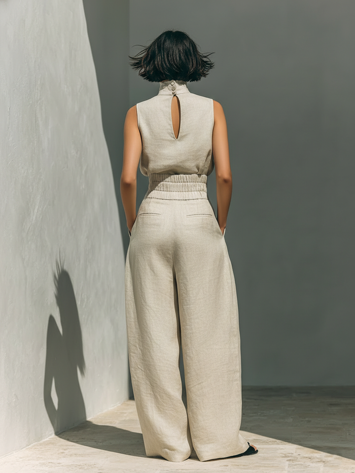 Emma | Camicetta senza maniche e pantaloni in misto cotone e lino.